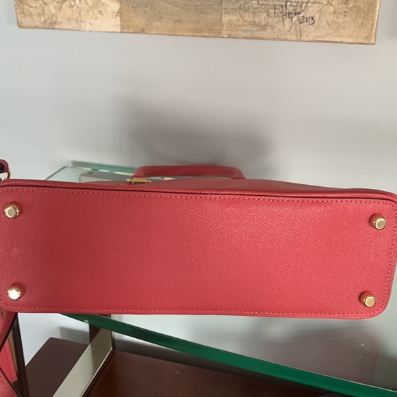 Coach - Picture 7 of 9